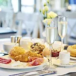 Ξενοδοχείο Gulpenerland 4*